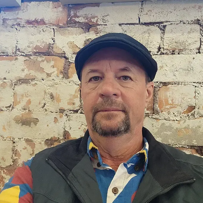 Stuart - Owner & Co-Founder of Gecko Lawns Hamilton